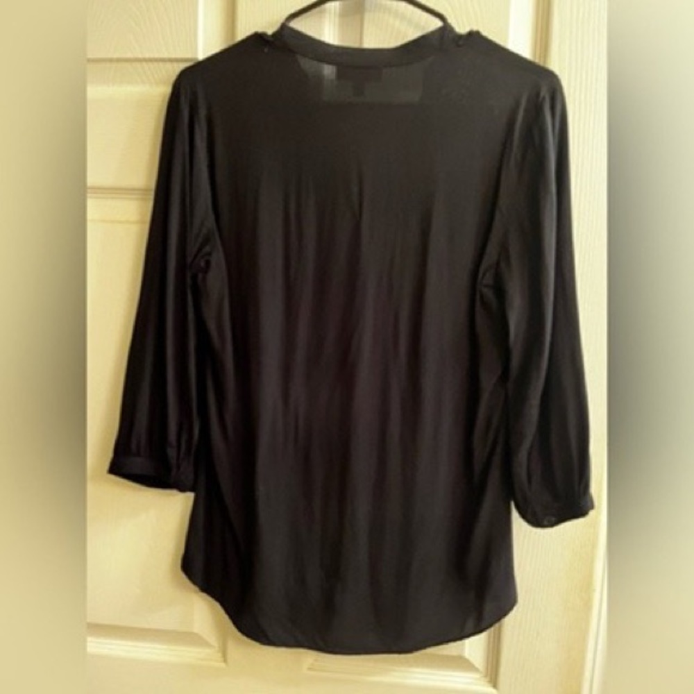 Black Lace Detail Women's Top - Picture 2 of 2